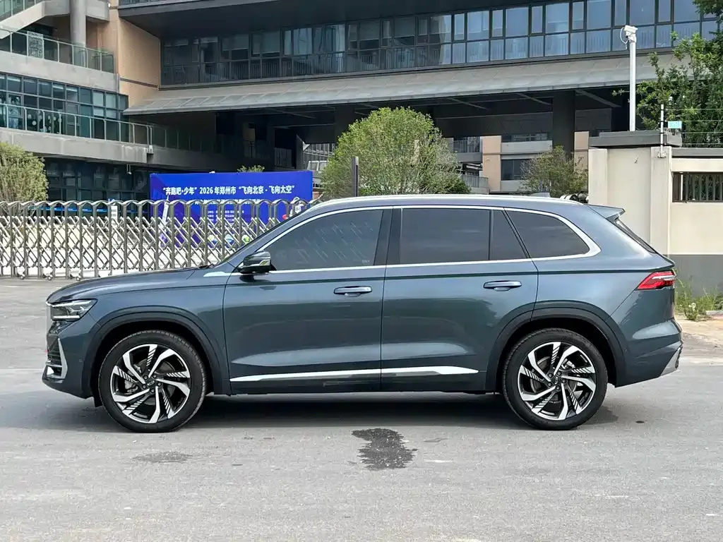 Geely Xingyue L — фото 9