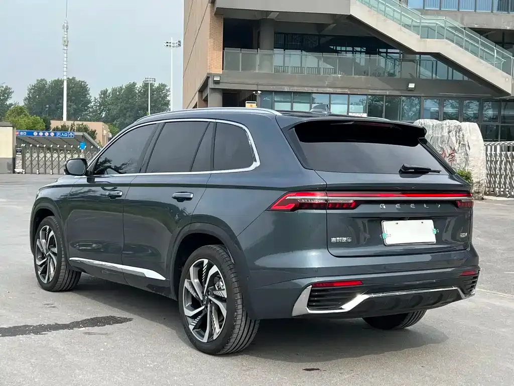 Geely Xingyue L — фото 4