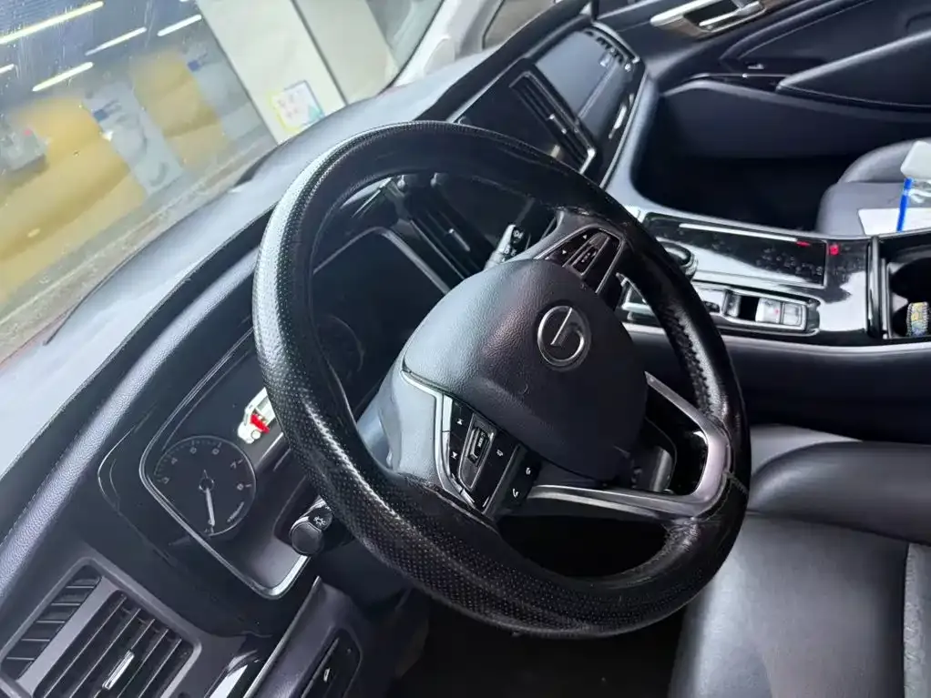 GAC Motor Trumpchi M8 — фото 7