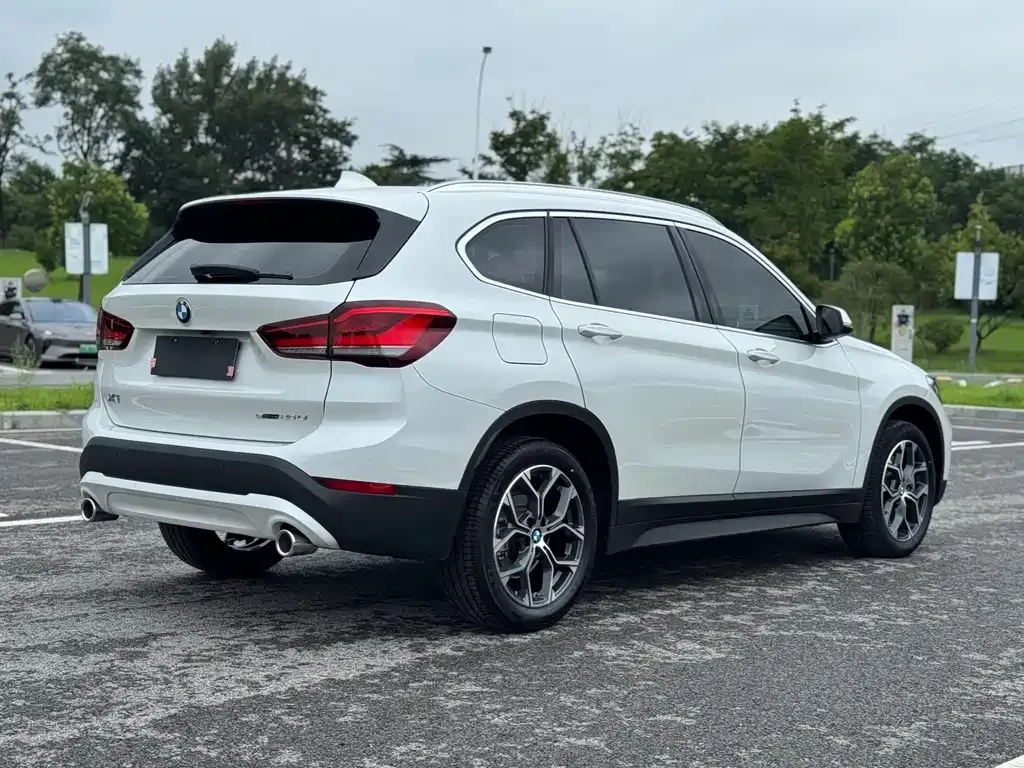 BMW X1 — фото 3