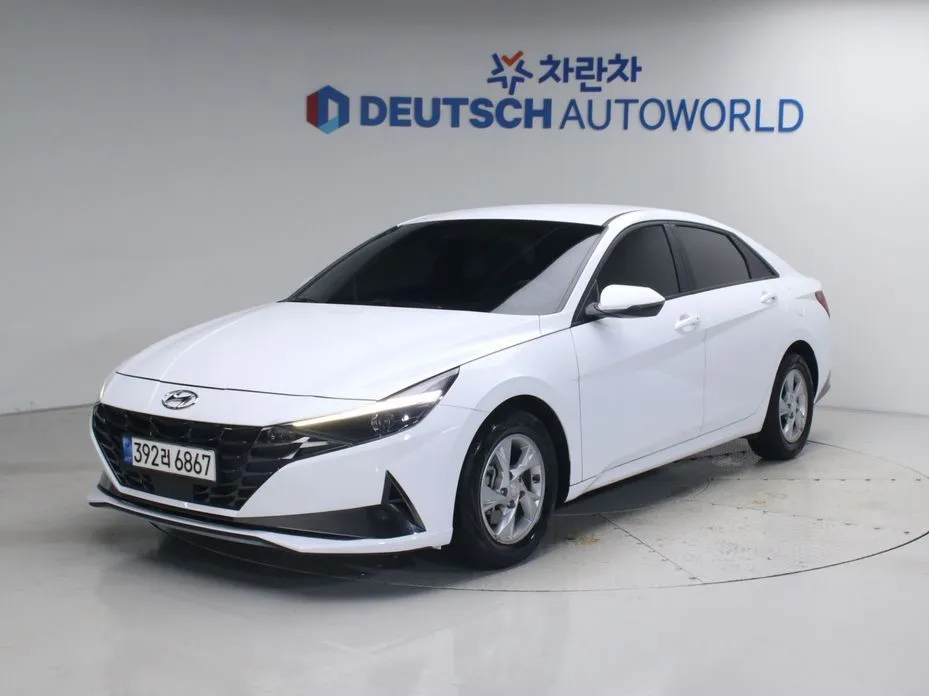 Hyundai AVANTE — фото 1