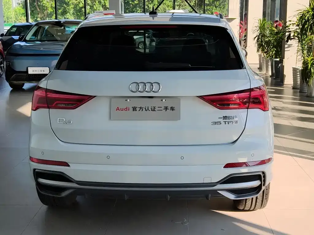 Audi Q3 — фото 6