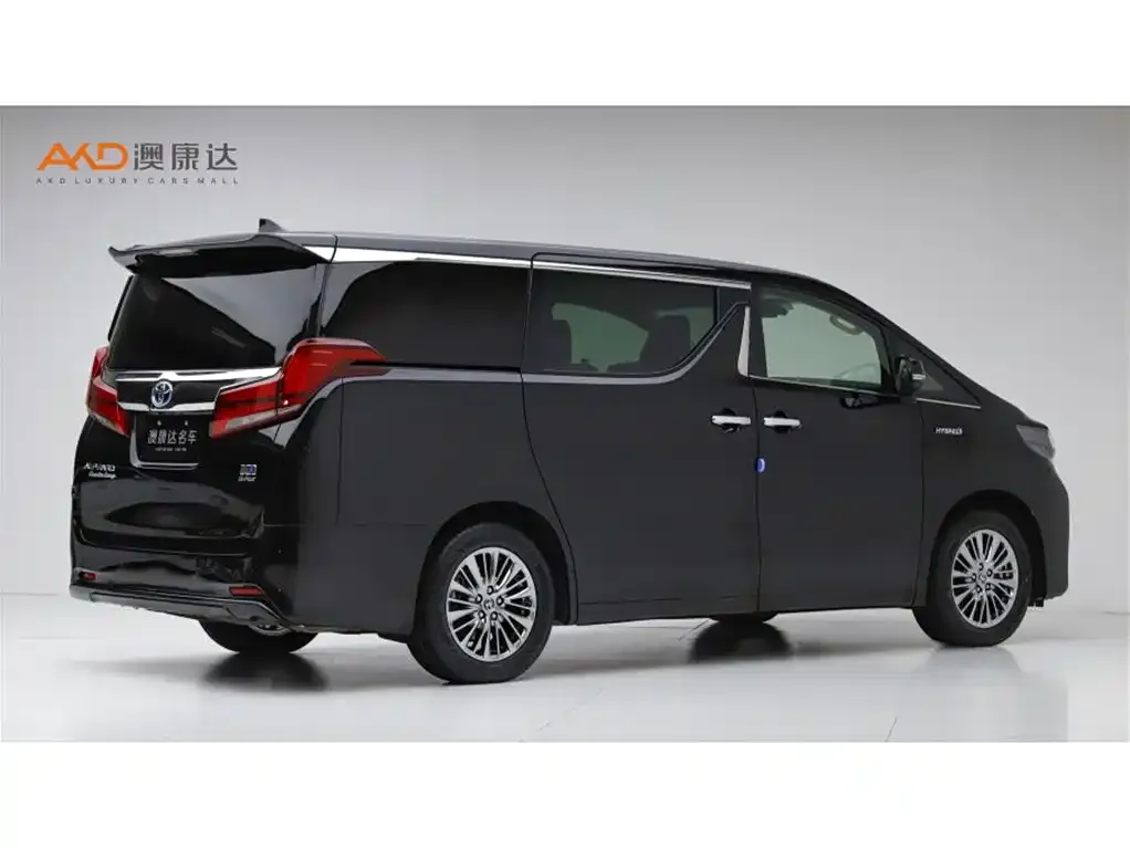 Toyota Alphard — фото 7