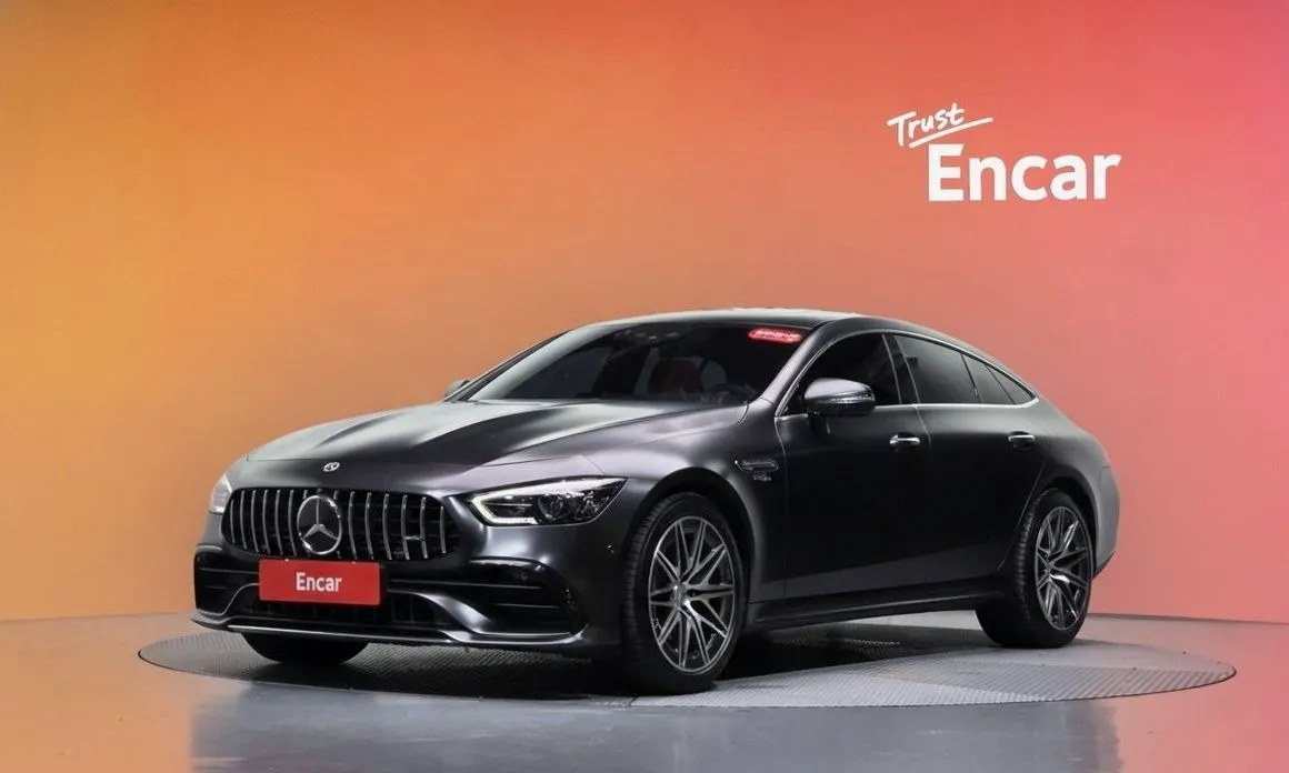 Mercedes-Benz AMG GT — фото 1