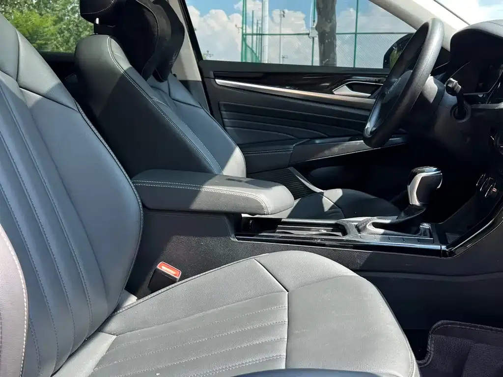 Volkswagen Passat — фото 3