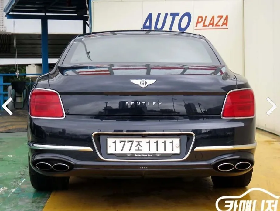 Bentley Flying Spur — фото 2
