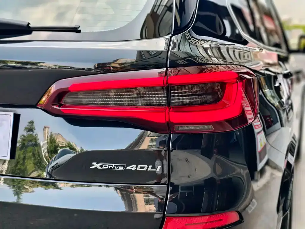 BMW X5 — фото 2