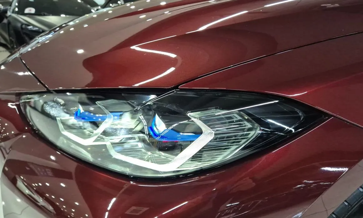 BMW i4 — фото 4