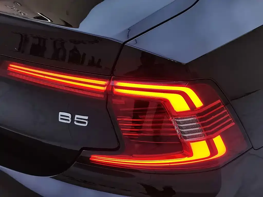 Volvo S90 — фото 3