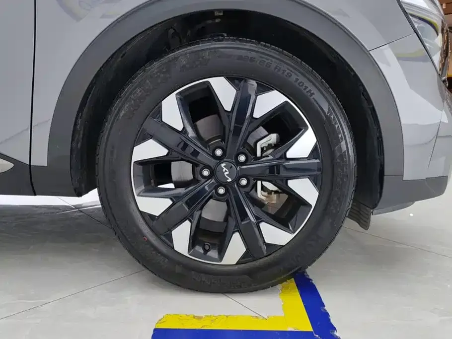 Kia Sportage — фото 9