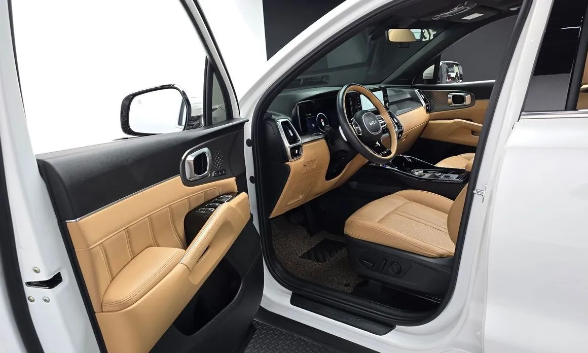 Kia Sorento — фото 8