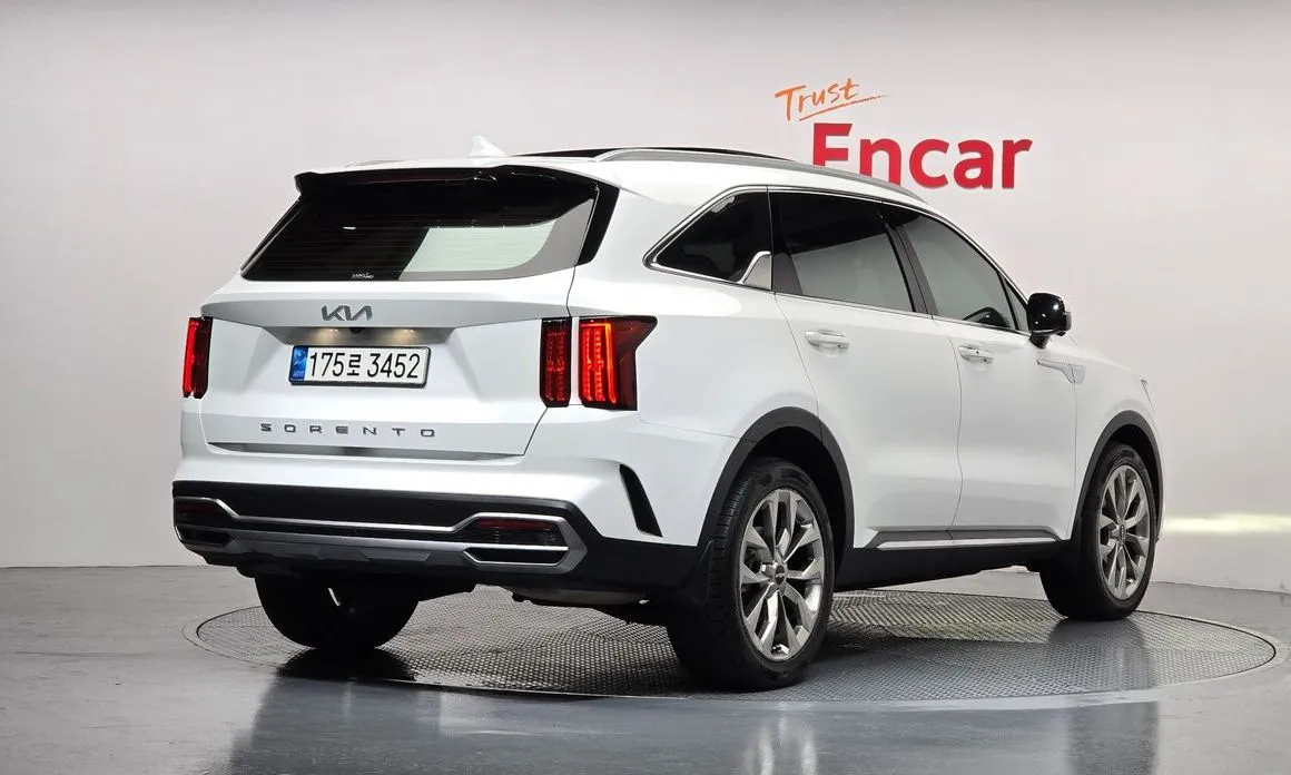 Kia Sorento — фото 3