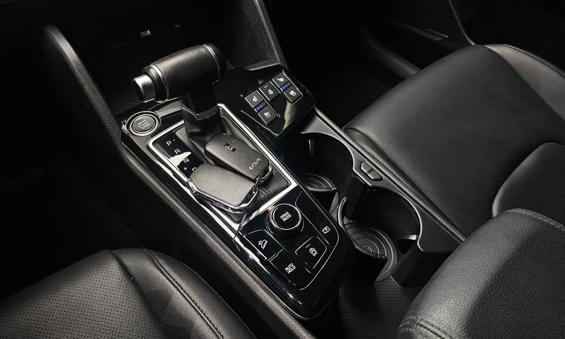 Kia Sportage — фото 8