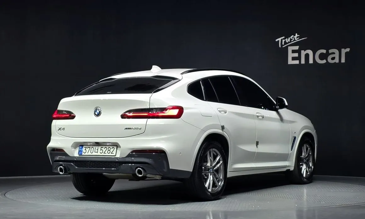BMW X4 — фото 5