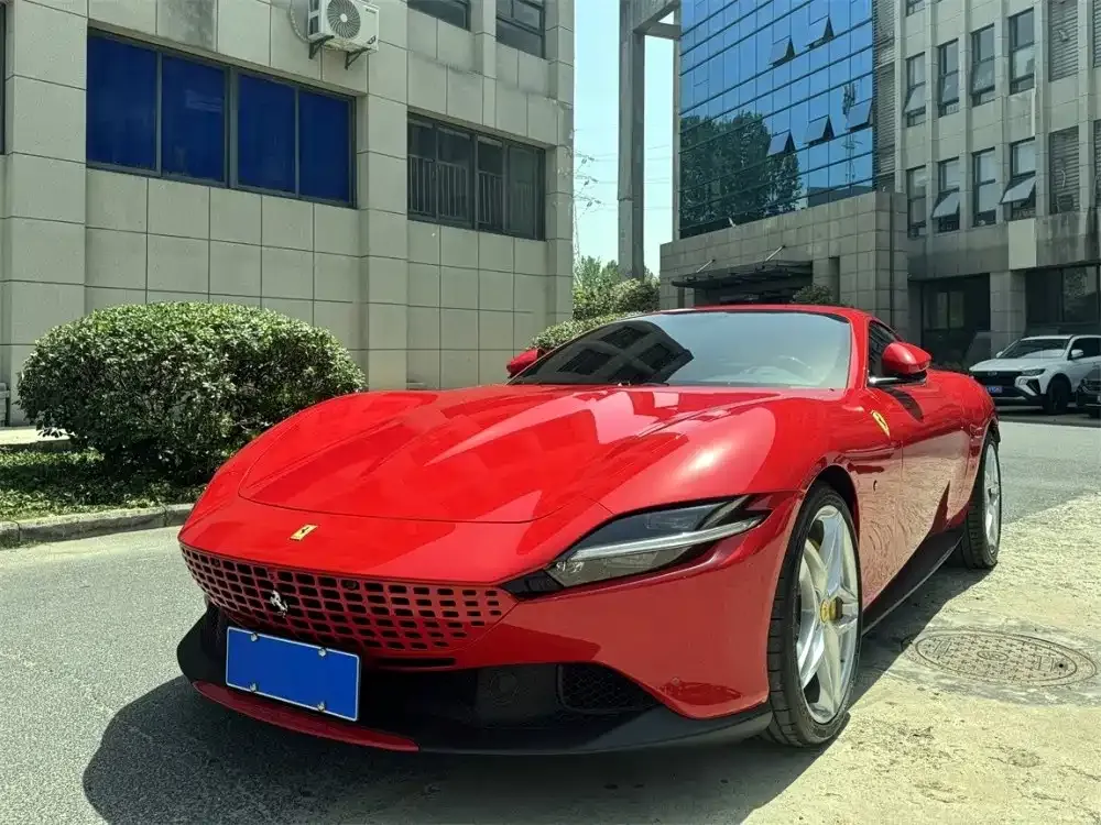 Ferrari Roma — фото 1