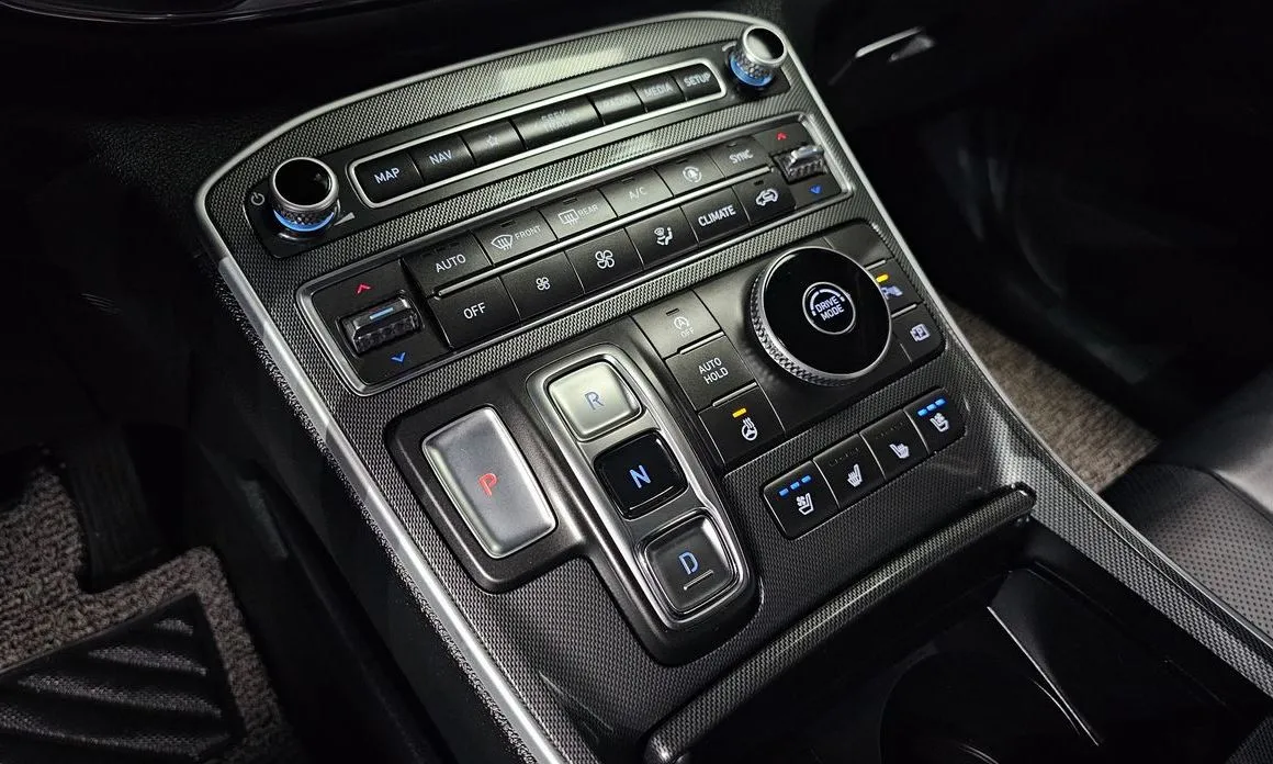 Hyundai Santafe — фото 2