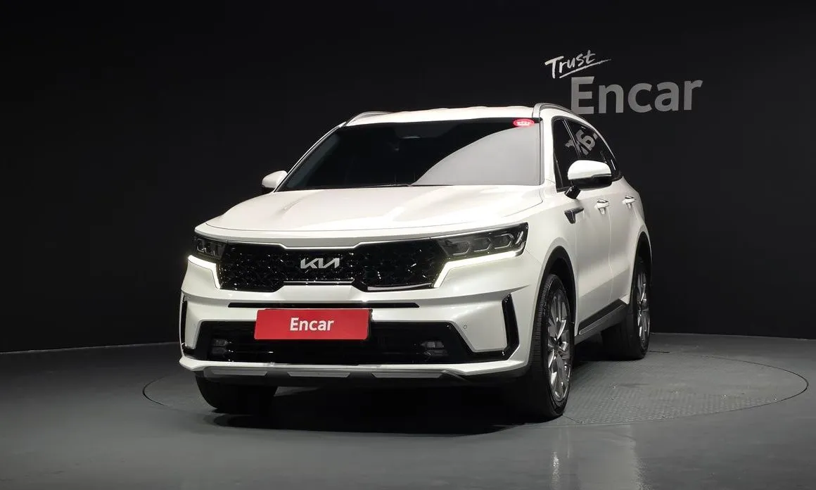 Kia Sorento — фото 7