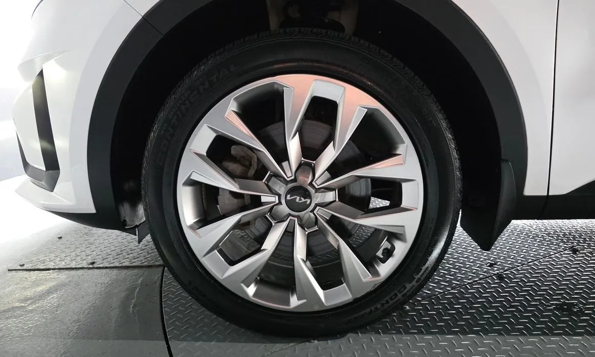 Kia Sorento — фото 5