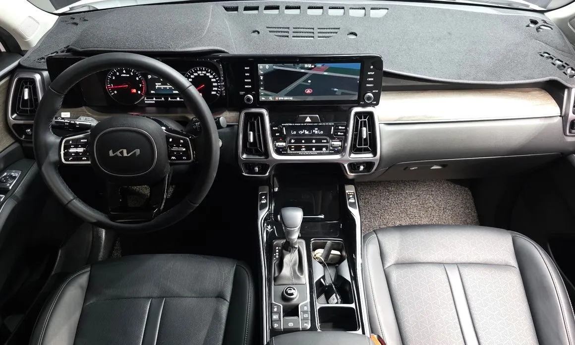 Kia Sorento — фото 10