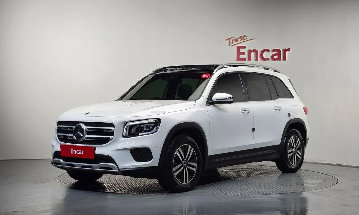 Mercedes-Benz GLB-Class — фото 1