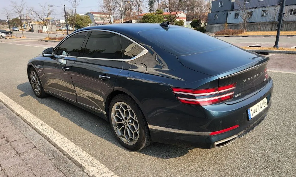 Genesis G80 — фото 10
