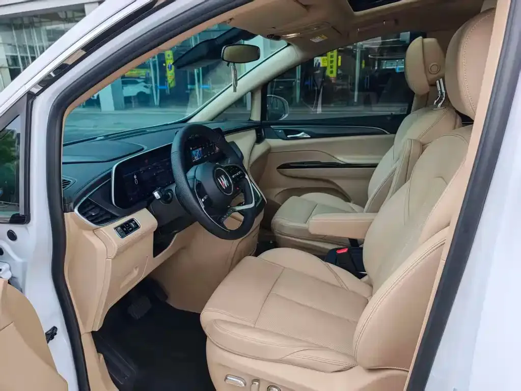 Buick GL8 Hybrid — фото 6