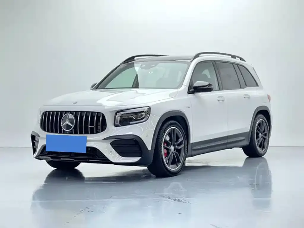 Mercedes-Benz GLB AMG — фото 1