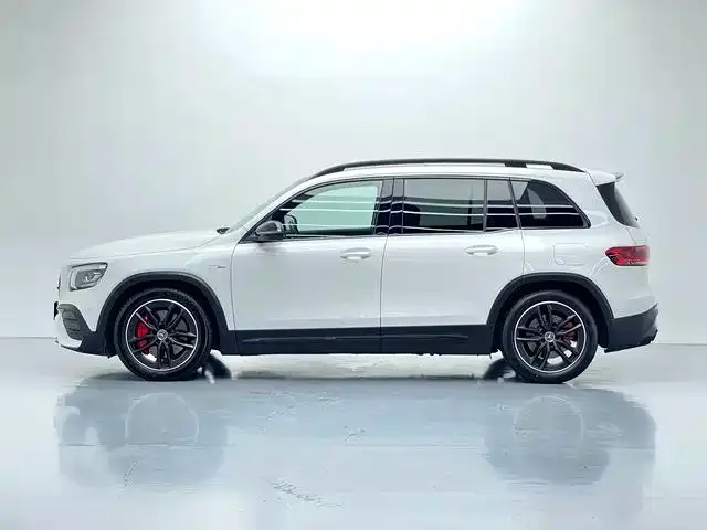 Mercedes-Benz GLB AMG — фото 4