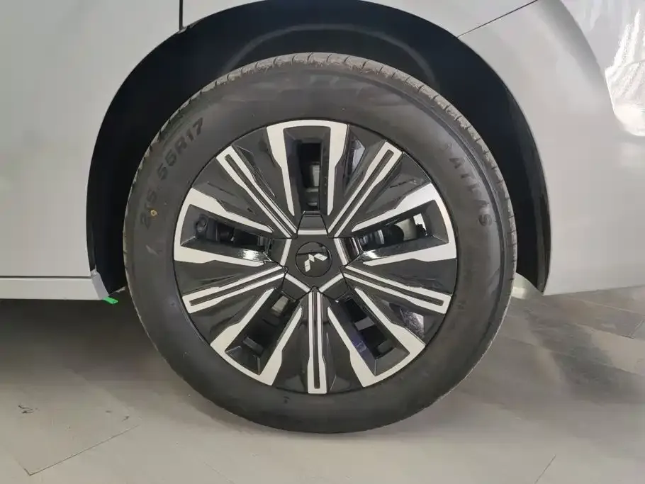 Wuling Starlight 730 New Energy — фото 7