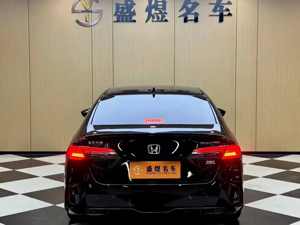 Honda Inspire — фото 2