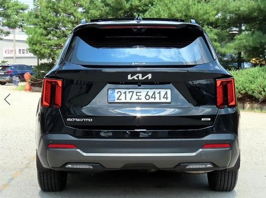 Kia Sorento — фото 7