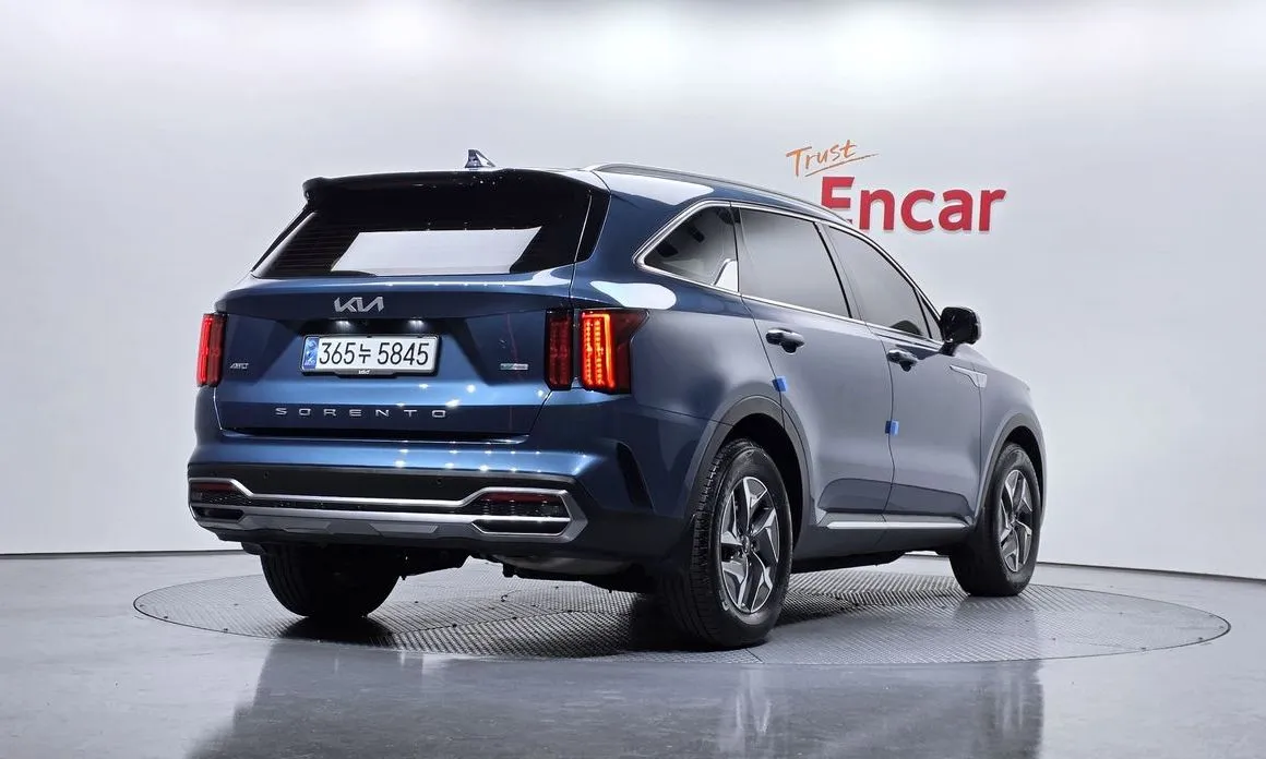 Kia Sorento — фото 10