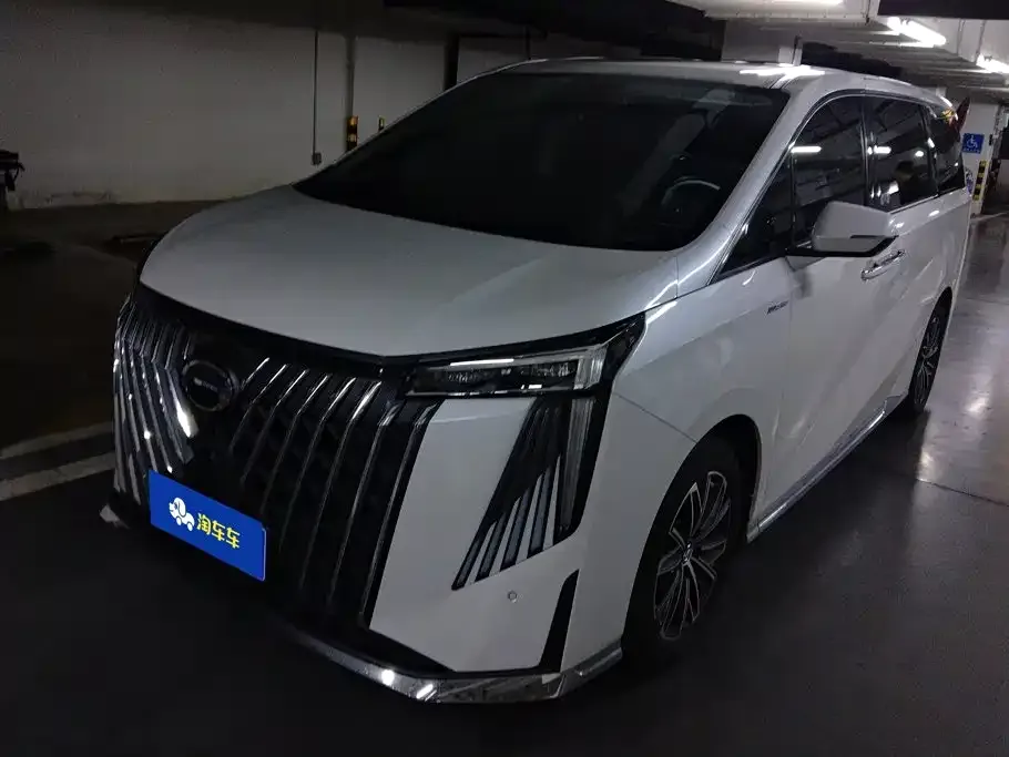 GAC Motor Trumpchi M8 — фото 1