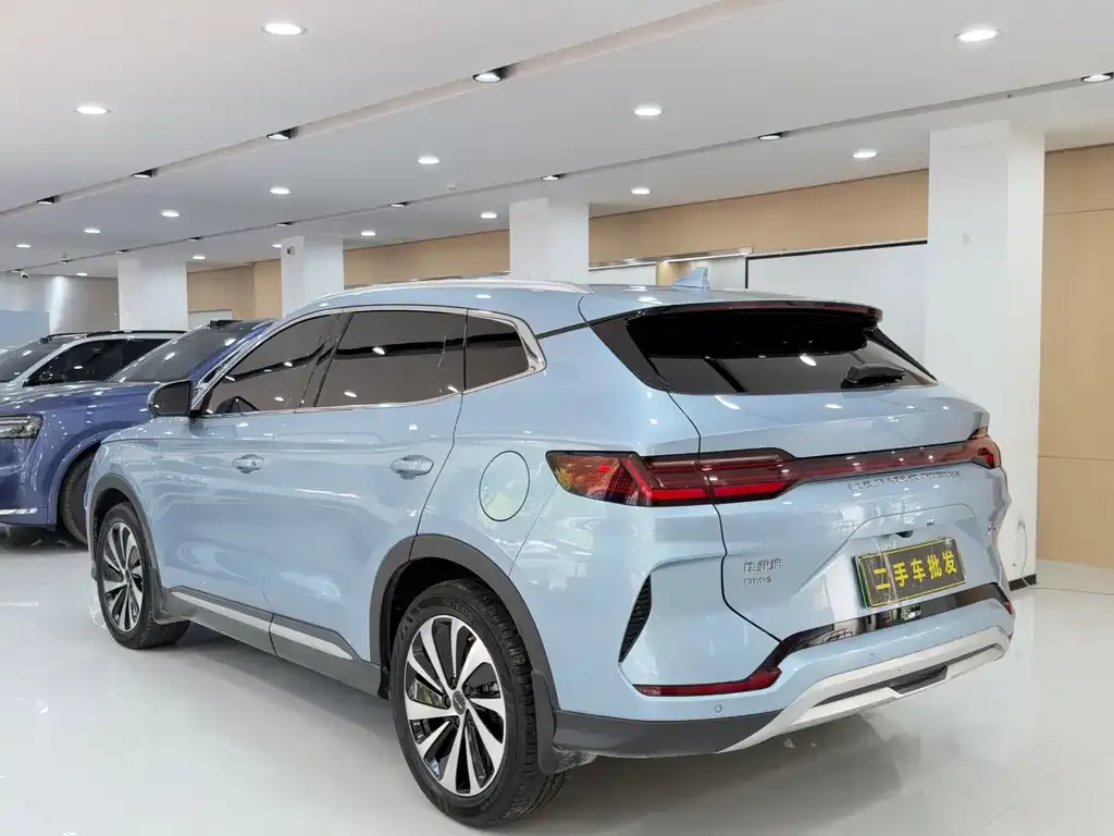 BYD PLUS New Energy — фото 3