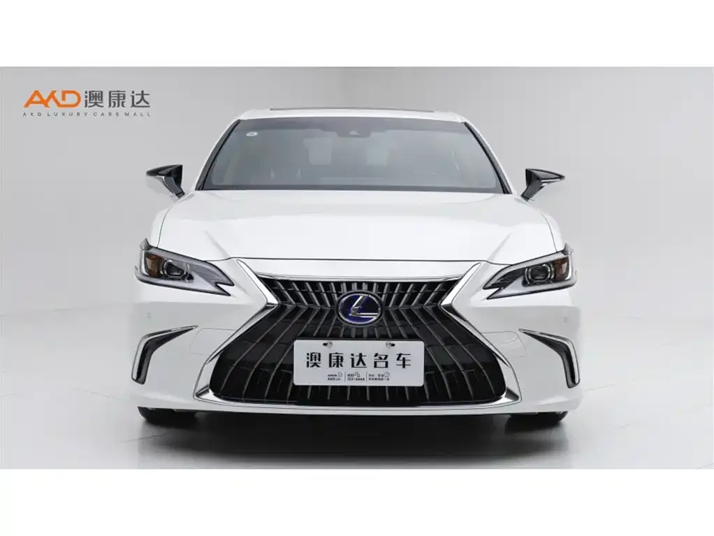 Lexus ES — фото 5