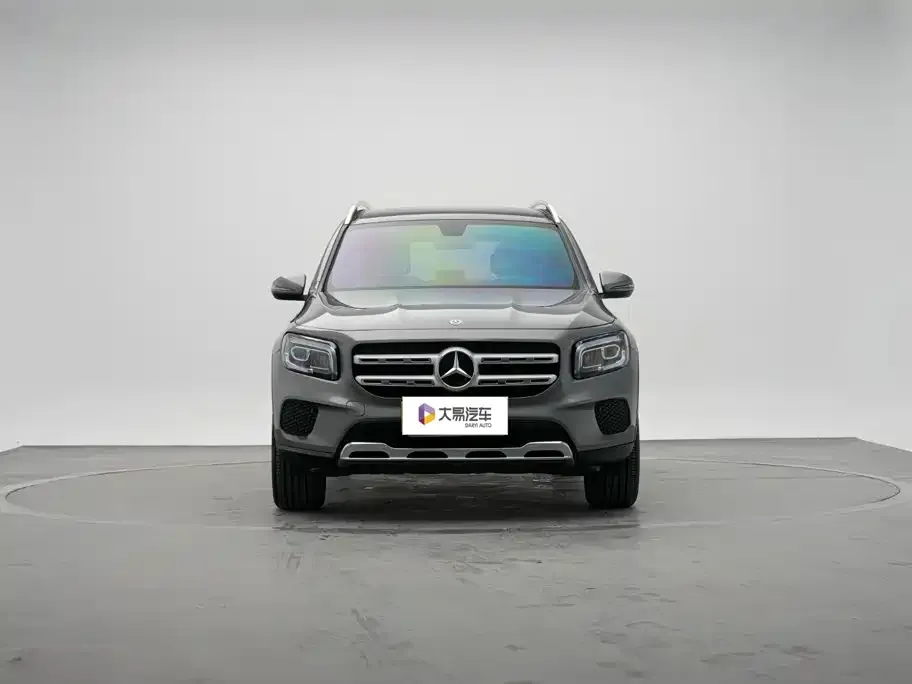 Mercedes-Benz GLB — фото 2