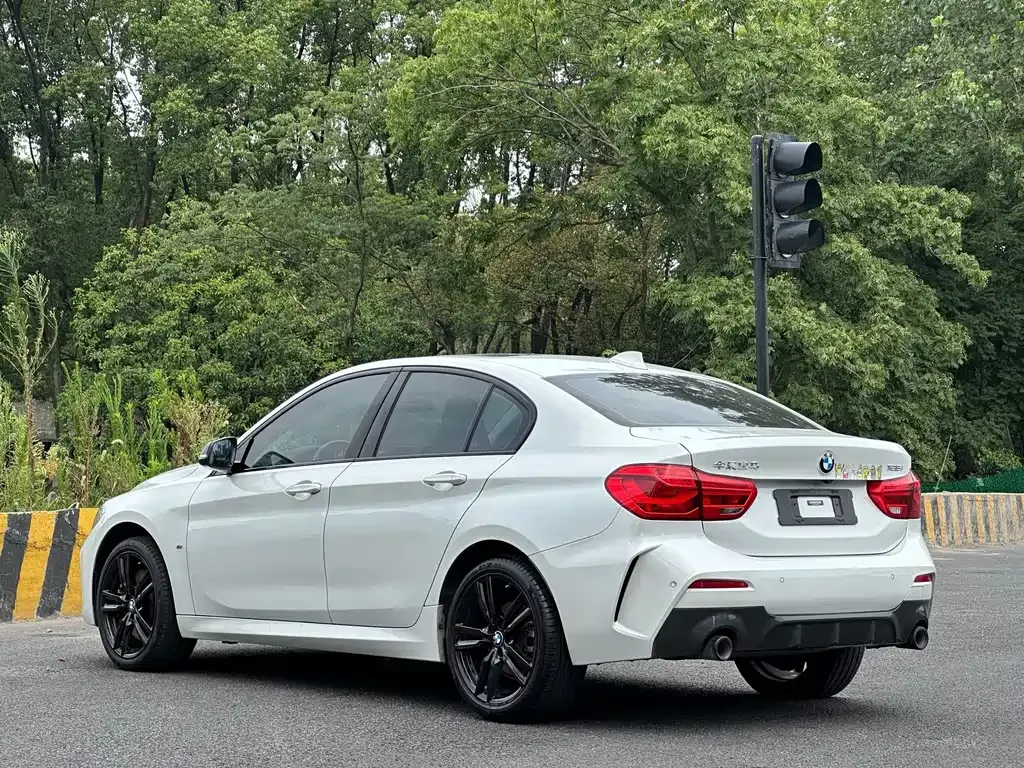 BMW 1 Series — фото 10