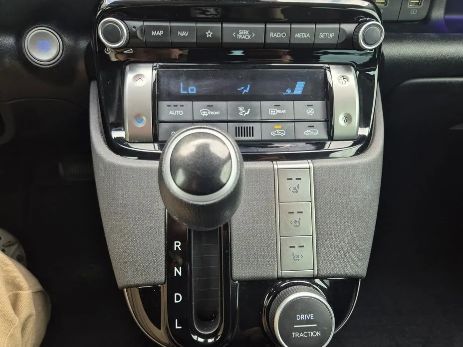 Hyundai Casper — фото 9