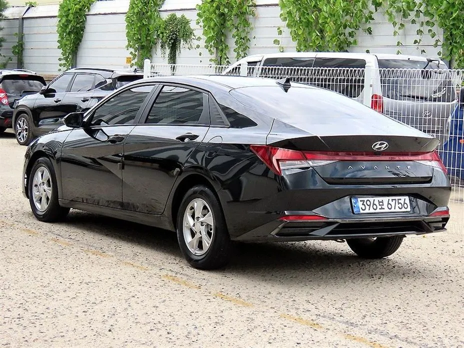 Hyundai AVANTE — фото 5