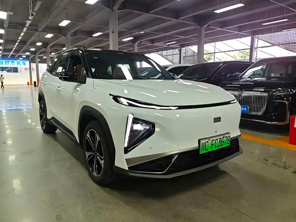 Geely Galaxy L7 — фото 10