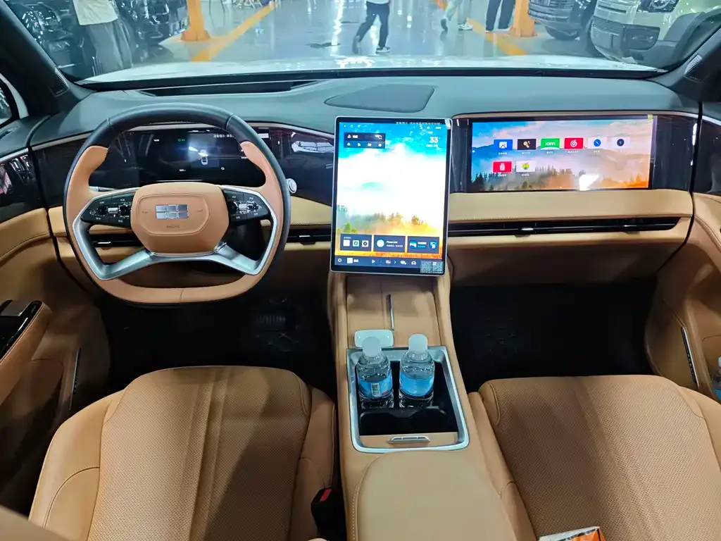Geely Galaxy L7 — фото 9