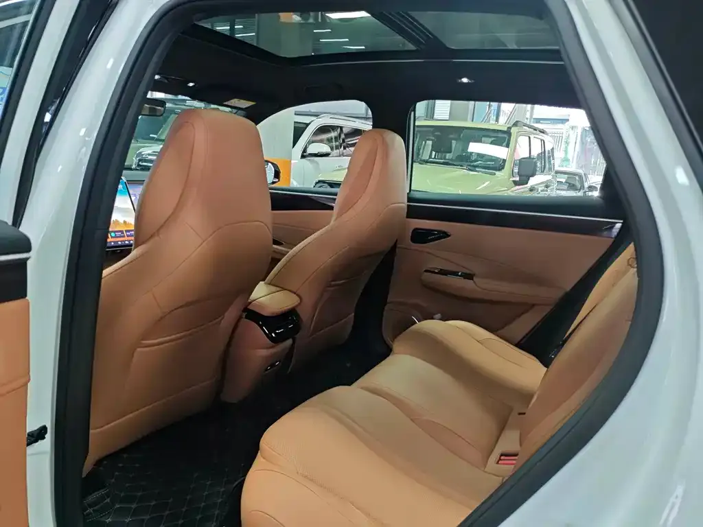 Geely Galaxy L7 — фото 2