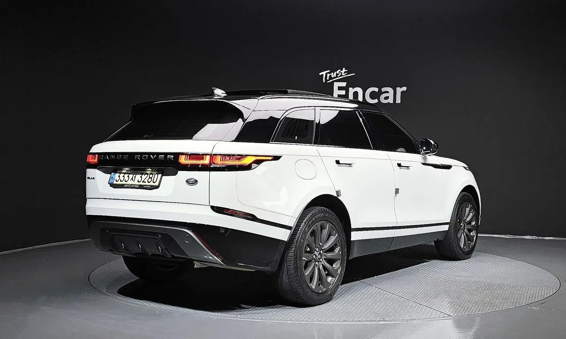 Land Rover Range Rover Velar — фото 5