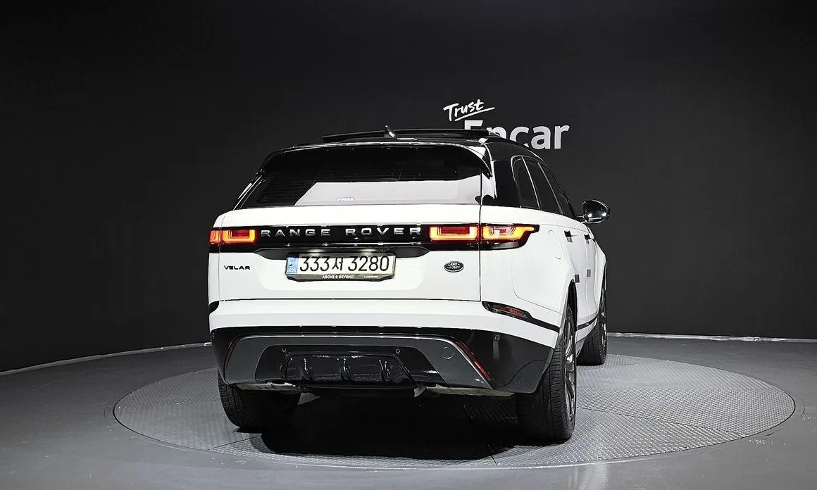Land Rover Range Rover Velar — фото 4