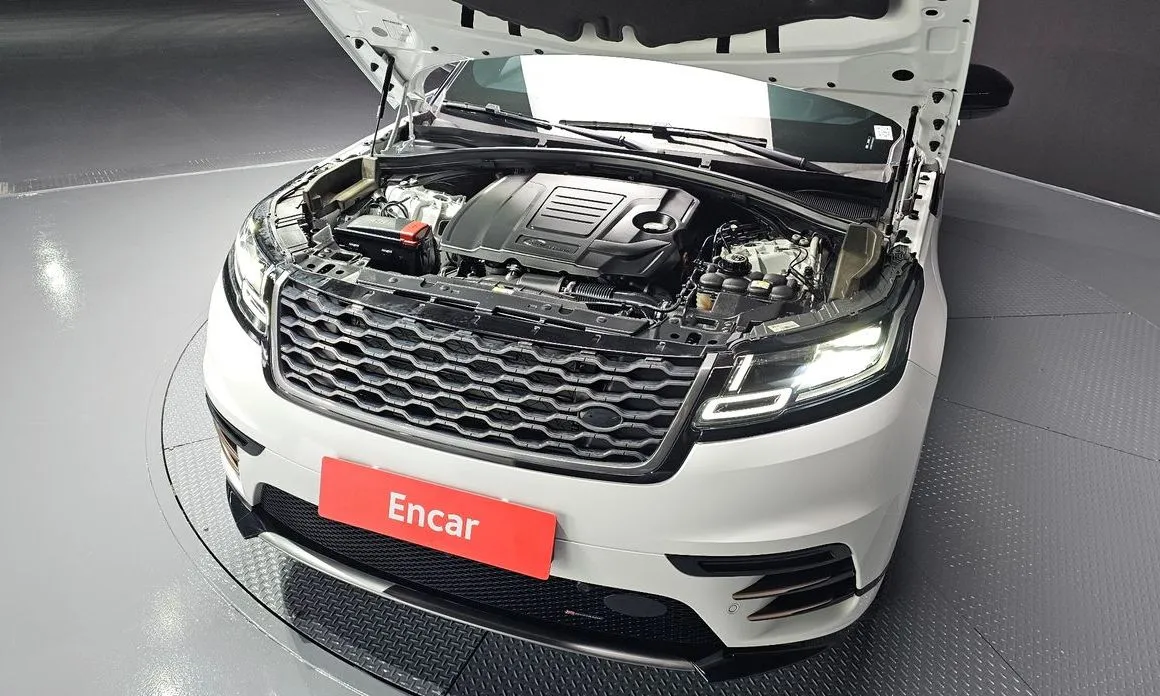 Land Rover Range Rover Velar — фото 9