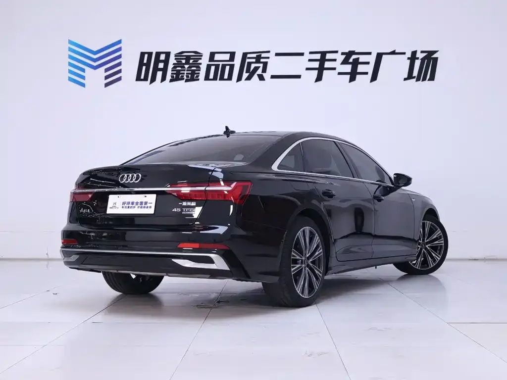 Audi A6L — фото 2