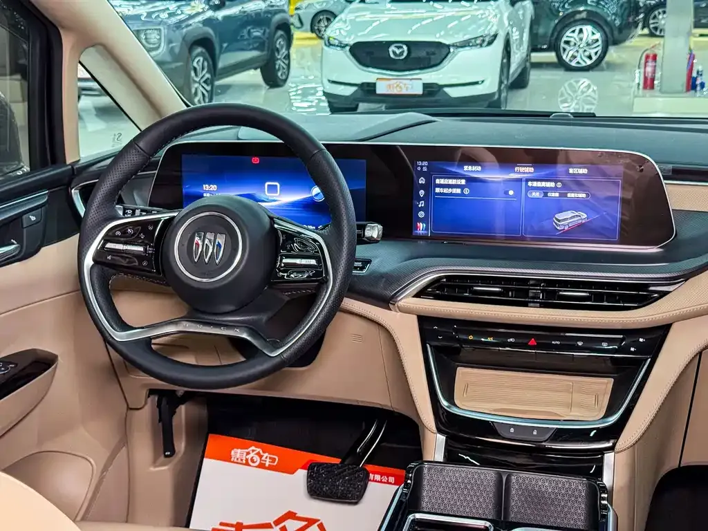Buick GL8 Hybrid — фото 10
