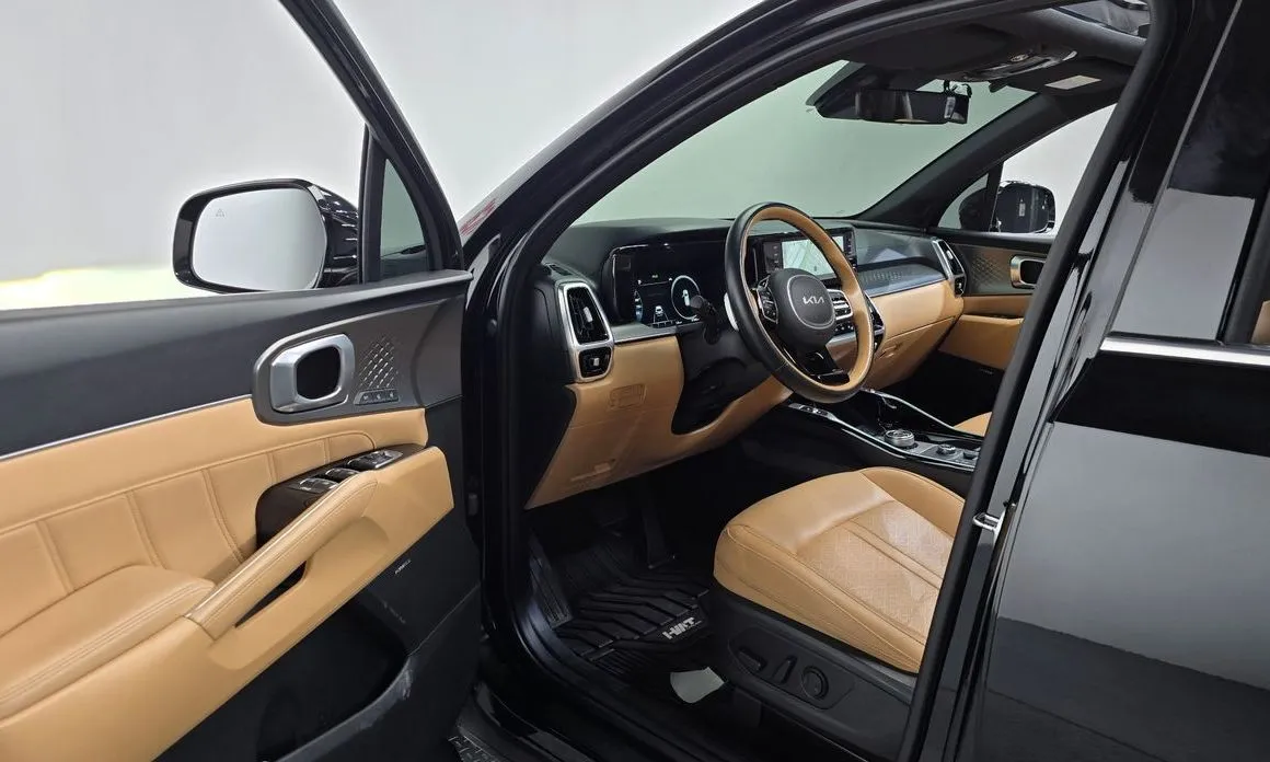 Kia Sorento — фото 6