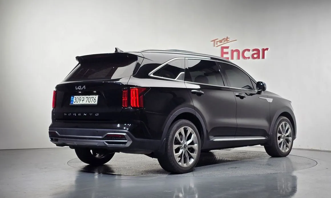 Kia Sorento — фото 4