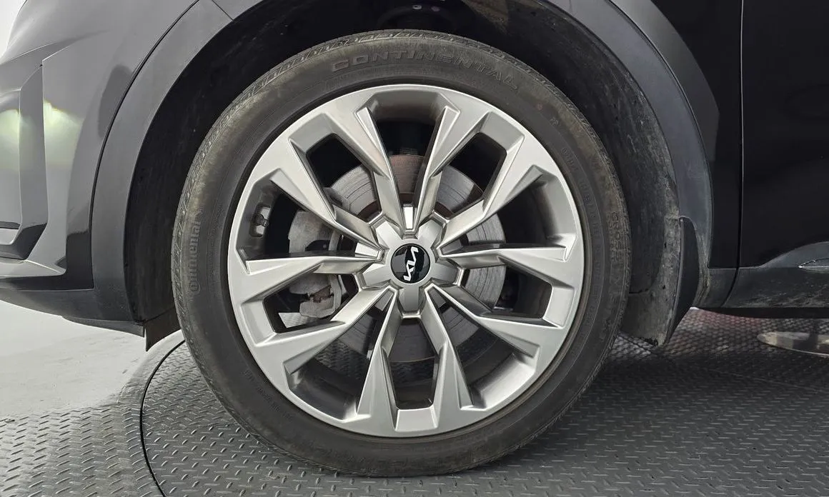 Kia Sorento — фото 7